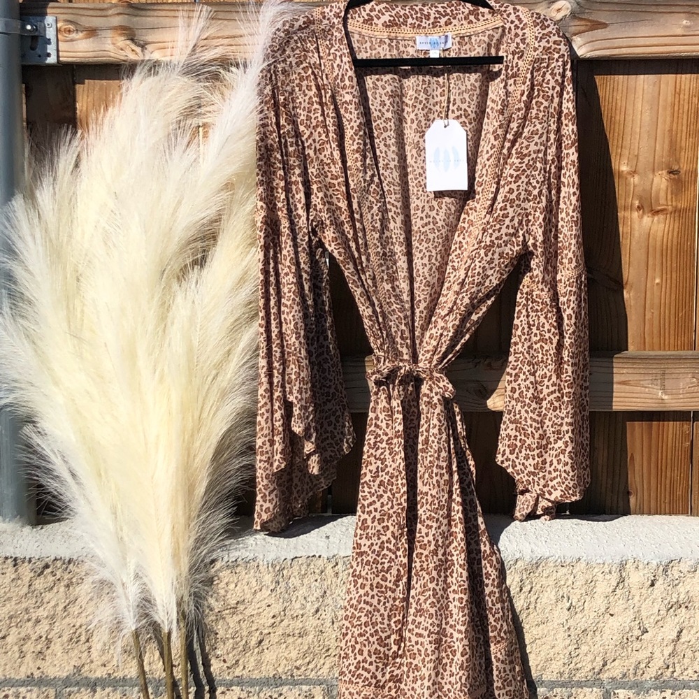 House of Skye Leopard Duster L/XL